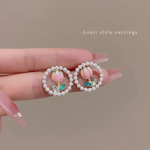 TGO_Floral_Pearl_Stud_Earrings