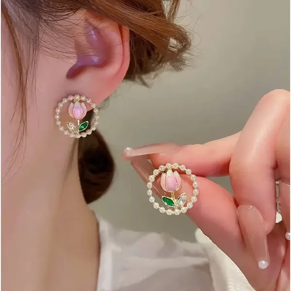 TGO_Floral_Pearl_Stud_Earrings