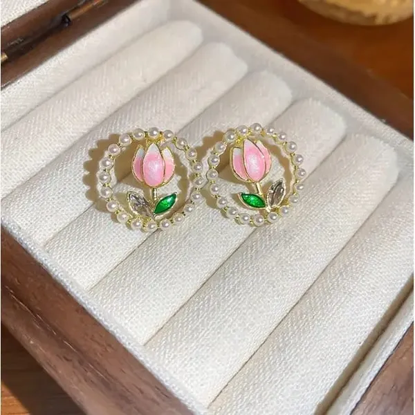 TGO_Floral_Pearl_Stud_Earrings