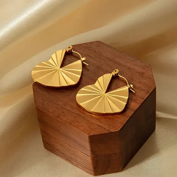 TGO_Gold_Fan_Shaped_Hoop_Earrings