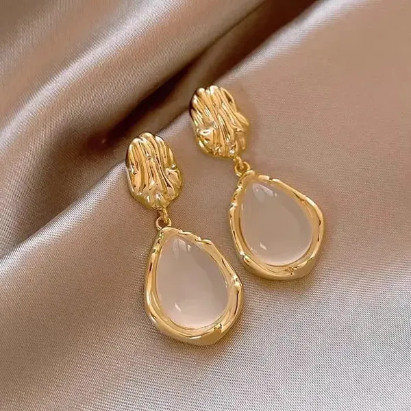 TGO_Gold_Teardrop_Stone_Drop_Earrings