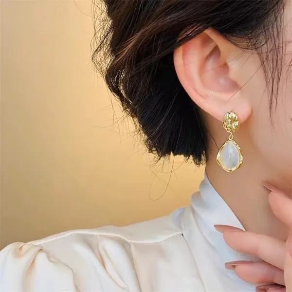 TGO_Gold_Teardrop_Stone_Drop_Earrings