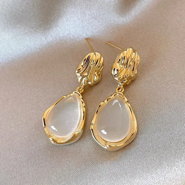TGO_Gold_Teardrop_Stone_Drop_Earrings
