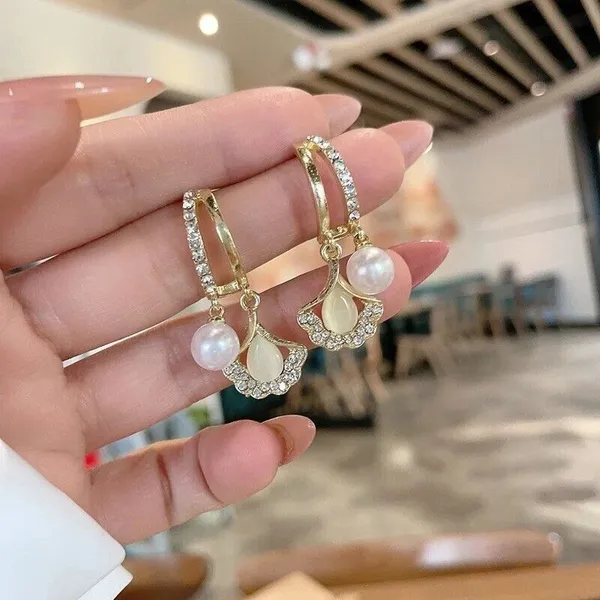 TGO_Vintage_Ginkgo_Leaf_Drop_Earrings
