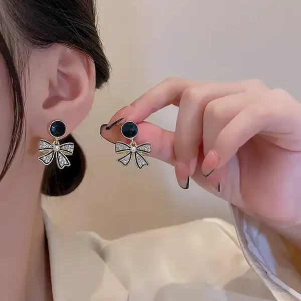 TGO_Chic_Bow_Pearl_Crystal_Stud_Earrings