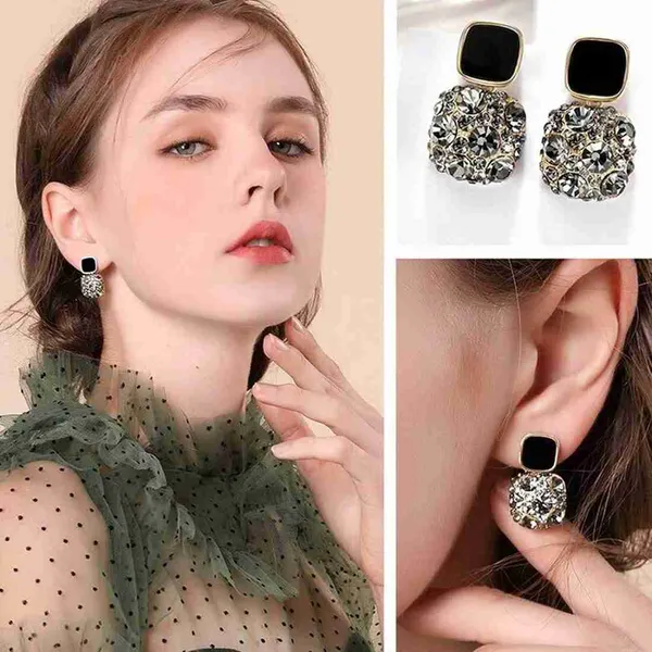 TGO_Elegant_Black_Stone_And_Crystal_Dual_Tone_Drop_Earrings