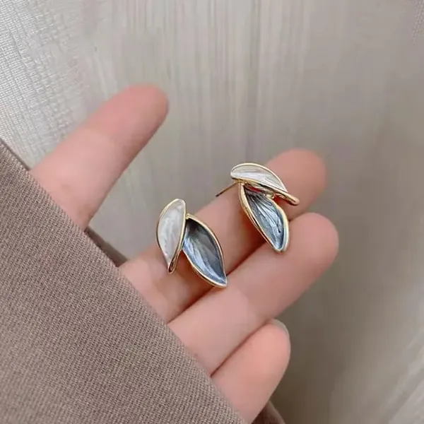 TGO_Minimalist_Dual_Leaf_Enamel_Stud_Earrings