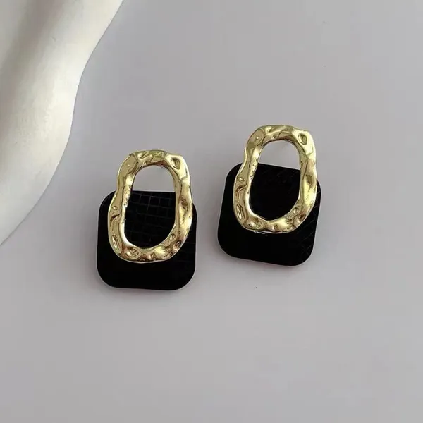 TGO_Chic_Textured_Gold_And_Black_Geometric_Drop_Earrings