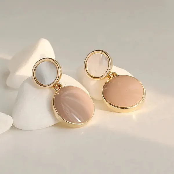 TGO_Modern_Geometric_Resin_Drop_Earrings