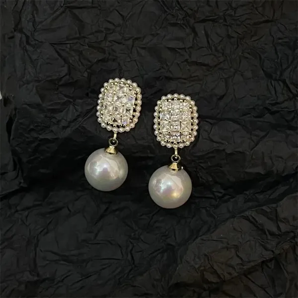 TGO_Elegant_Royal_Pearl_Dangle_Earrings