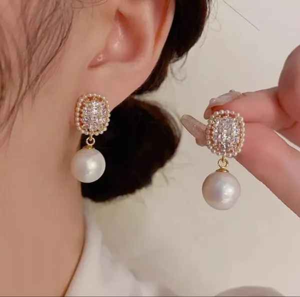 TGO_Elegant_Royal_Pearl_Dangle_Earrings