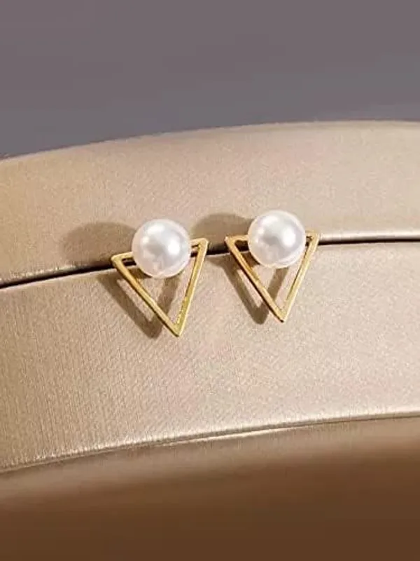 TGO_Modern_Geometric_Triangle_Pearl_Stud_Earrings