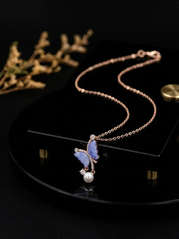 TGO_Elegant_Butterfly_Pearl_Pendant_Necklace