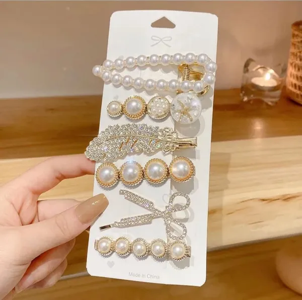 TGO_Luxury_6_Piece_Pearl_And_Crystal_Gold_Toned_Hair_Clip_Set