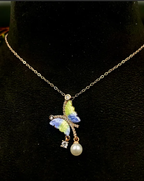 TGO_Ethereal_Butterfly_&_Pearl_Drop_Pendant