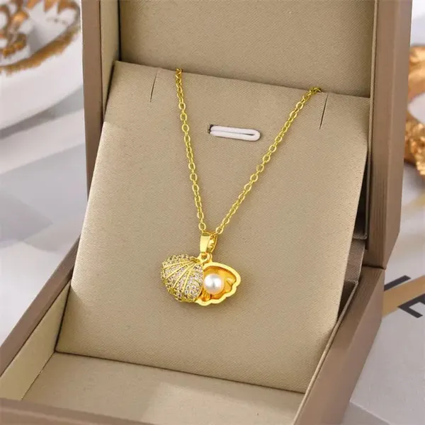 TGO_Luxury_18K_Gold-Plated_Sparkling_Seashell_Locket_Necklace
