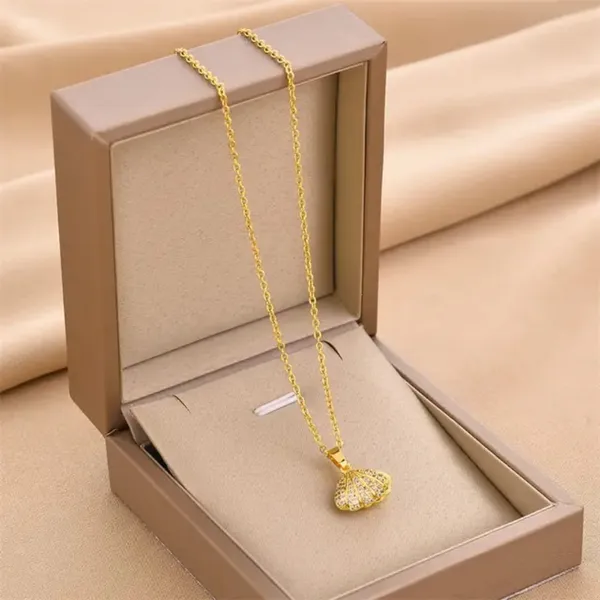 TGO_Luxury_18K_Gold-Plated_Sparkling_Seashell_Locket_Necklace