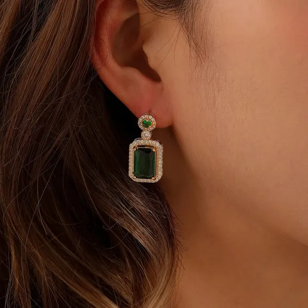 TGO_Royal_Emerald_&_Gold_Halo_Jewelry_Set