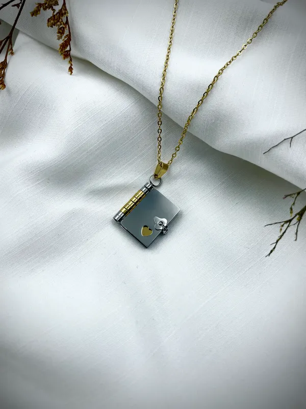 TGO_Stylish_Love_Diary_Pendant_Necklace_with_Key_Charm