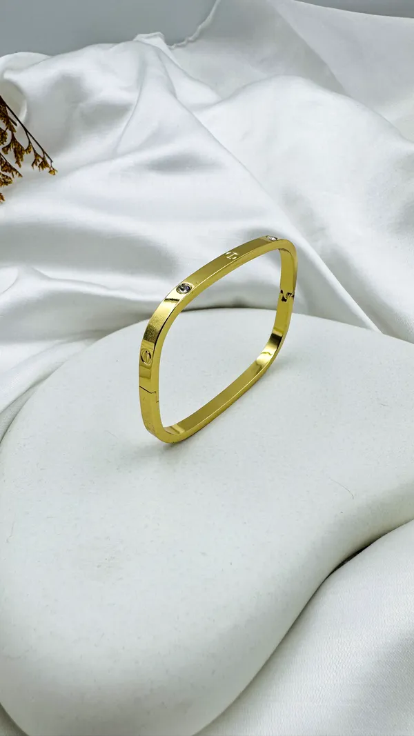 TGO_Luxe_Minimalist_Gold_Bracelets_With_Crystal_Accents