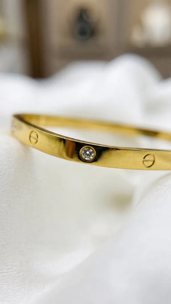 TGO_Luxe_Minimalist_Gold_Bracelets_With_Crystal_Accents