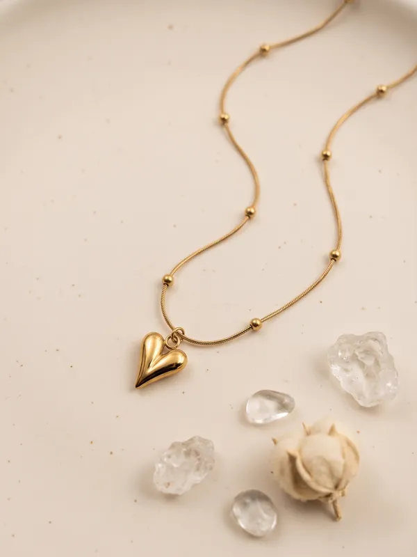 TGO_Minimalist_Gold_Heart_Pendant_Necklace_with_Beaded_Chain