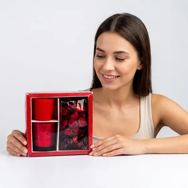 Rose_Potpourri_Gift_Set_with_a_Candle_|_Romantic_Candle_Gift_Set_|_Luxury_Rose_Fragrance_|_Set_Of_2
