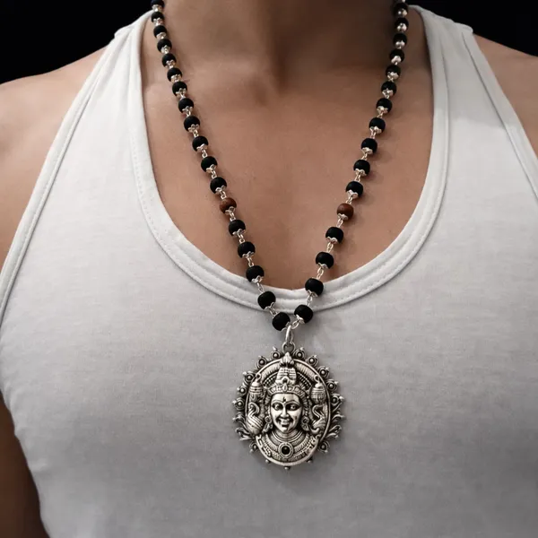 Natural_Karungali_Vetri_Mala_With_Murugan_Pendant_Silver_Plated_Protection_Energy_Necklace
