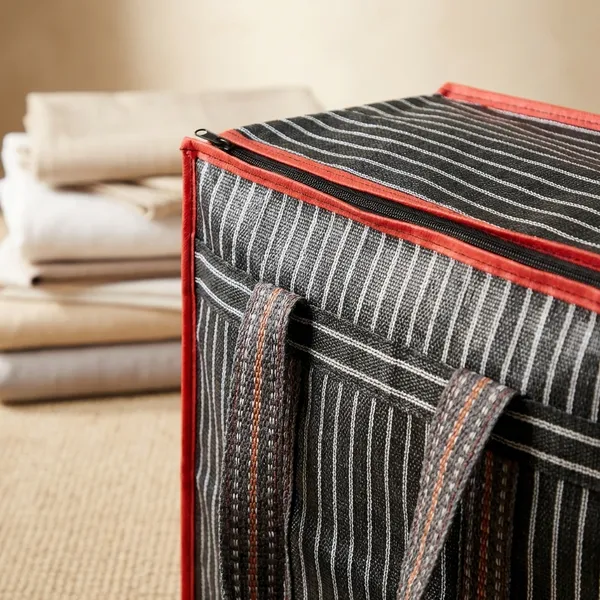 Striped_Storage_Bag_With_Handles_Black_And_White