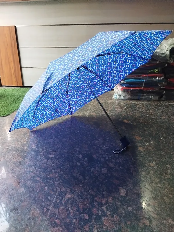 Multicolor_Polka_Dot_Printed_Compact_Folding_Umbrella