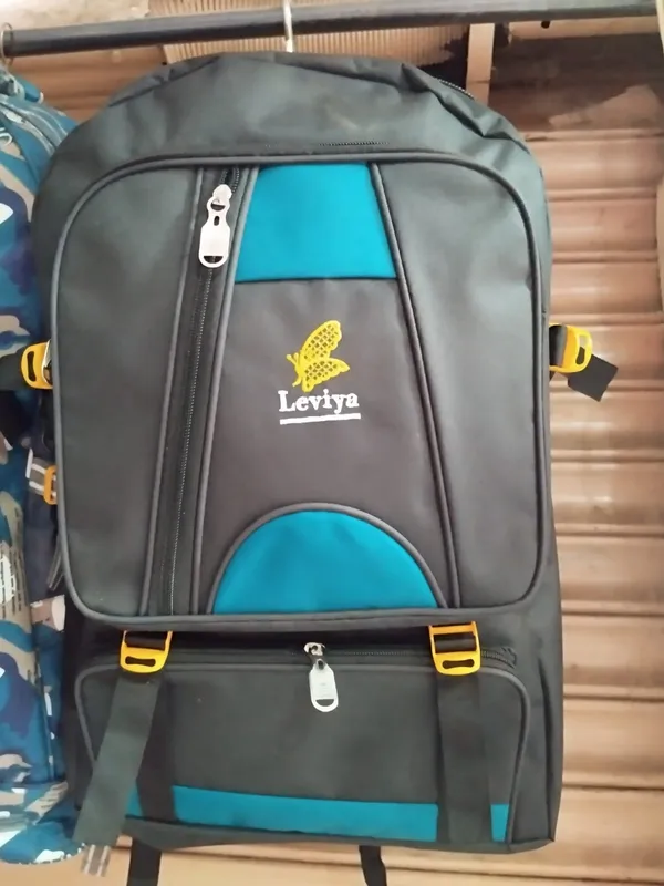 travelling_bag