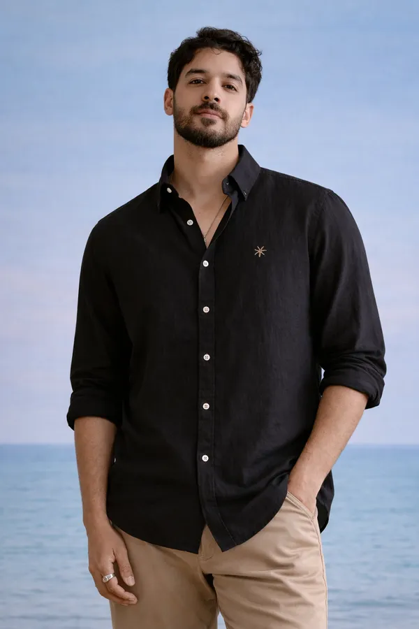 Black_Casual_Linen_Shirt_With_Star_Emblem