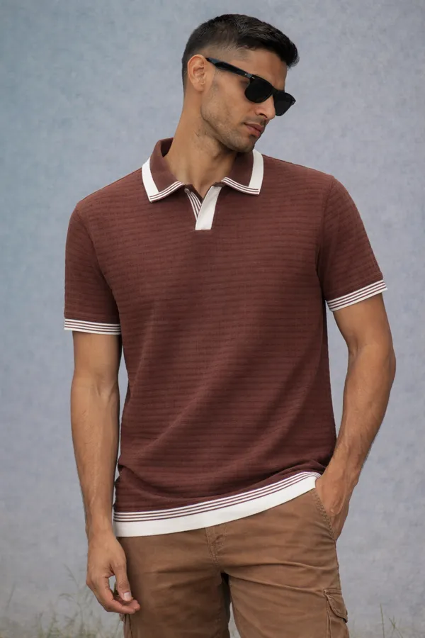 Brown_Polo_T-Shirt_With_Striped_Collar_And_Cuffs