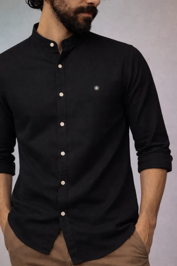 Black_Casual_Button-Down_Shirt_For_Men