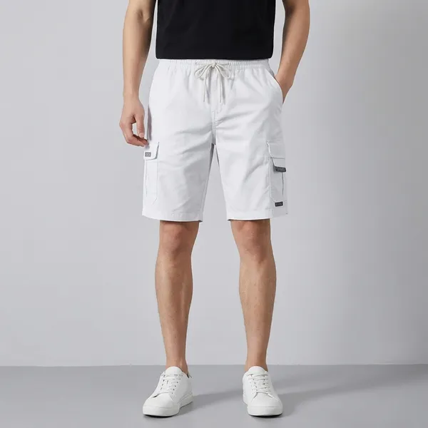 White_Cargo_Shorts_With_Multiple_Pockets_And_Drawstring_Waist