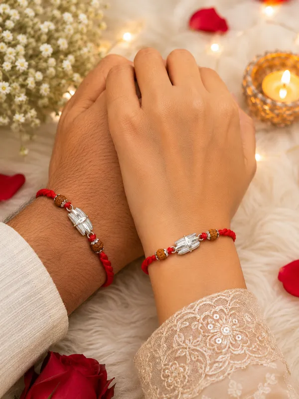 Divine_Rudraksha_Silver_Rakhi_Set