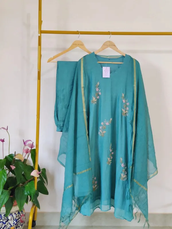 Pine_Green_Mul_Chanderi_Suit_Set