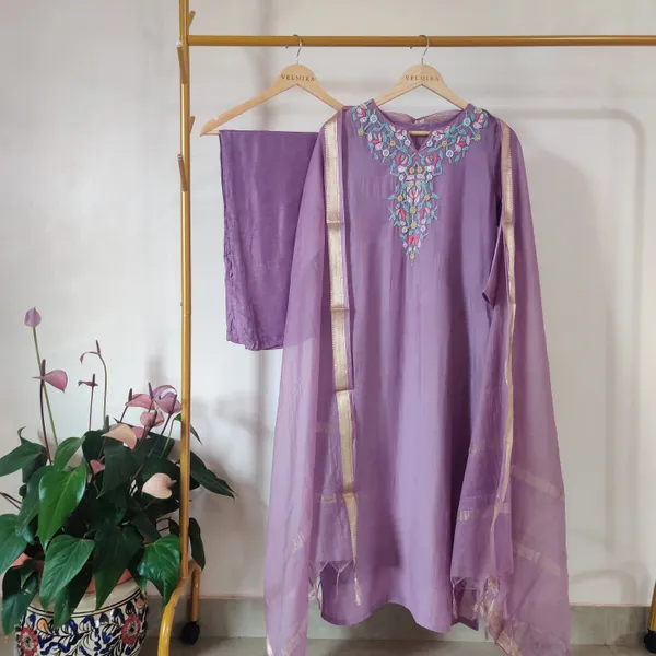 Mul_Chanderi_Kurta_Suit_With_Hand_Embroidery