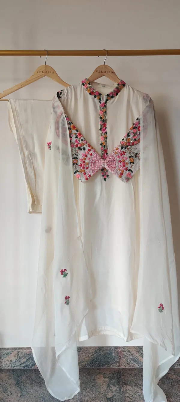 Half_White_Russian_Silk_Suit