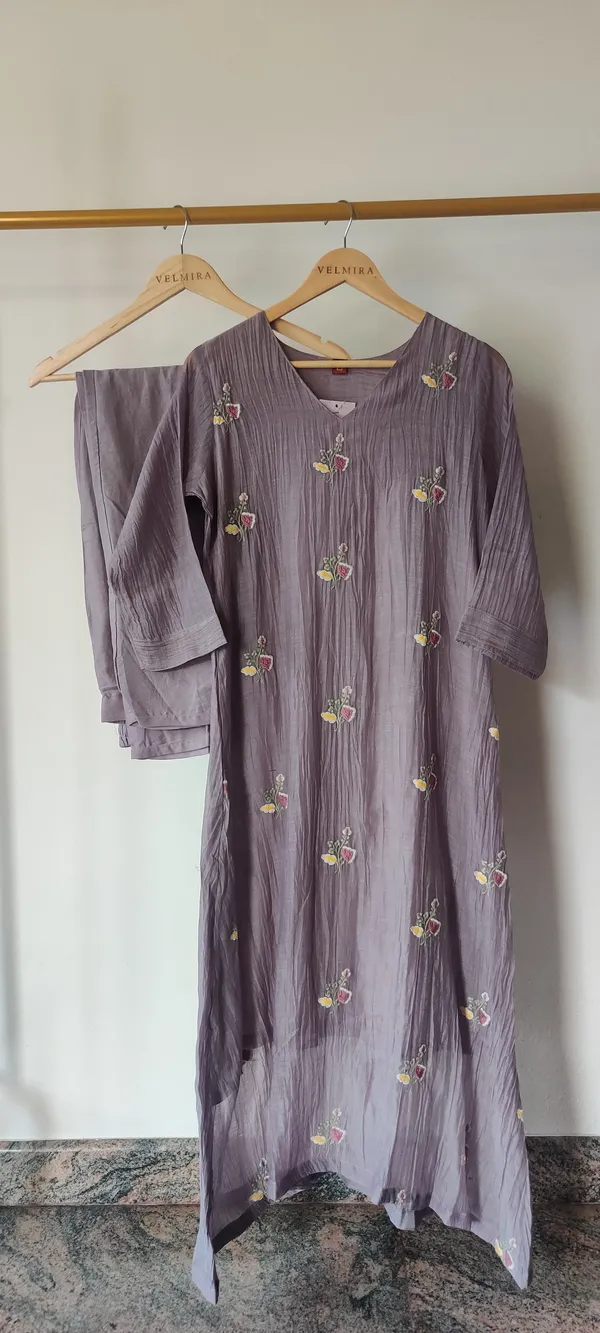 Mul_Chanderi_Suit_Set