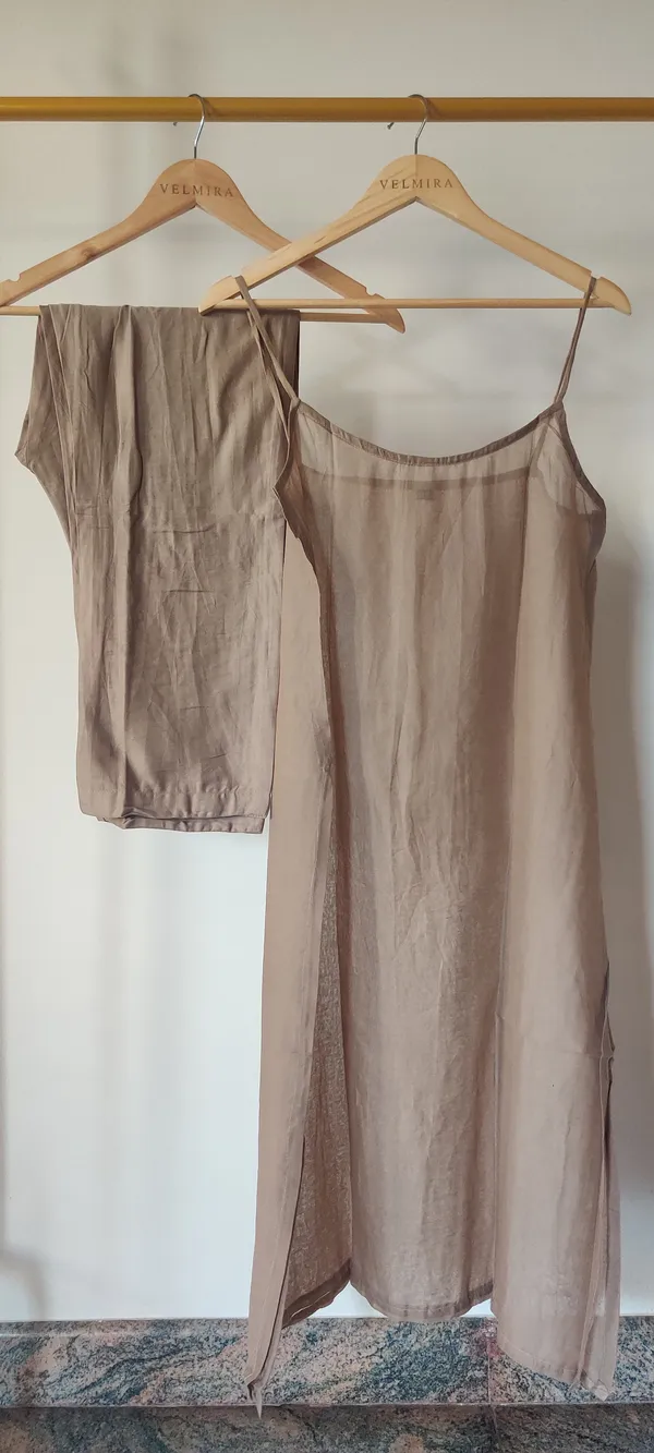Beige_Pure_Chanderi_Suit_For_Women