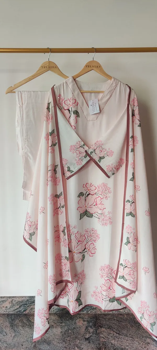 Pink_Muslin_suit_set