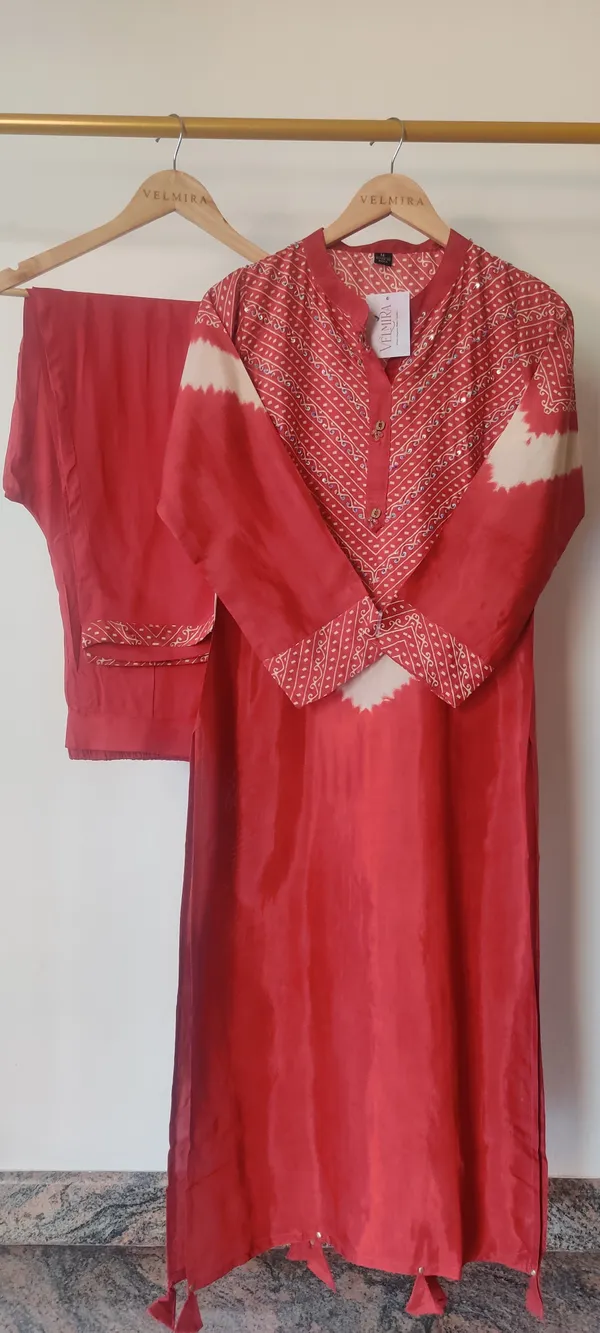 Red_Pure_Muslin_Embroidered_Co_Ord_Set_For_Women