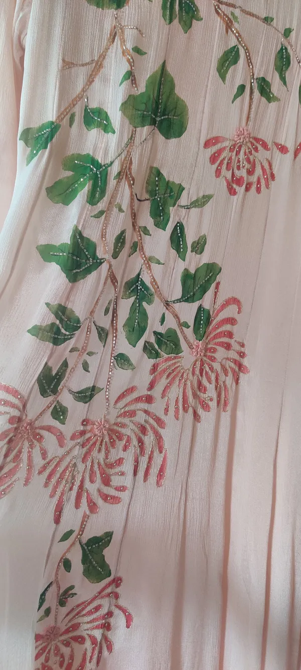 Peach_Pure_Chinon_Hand_Painted_Suit_Set_with_Hand_embroidery_for_Women