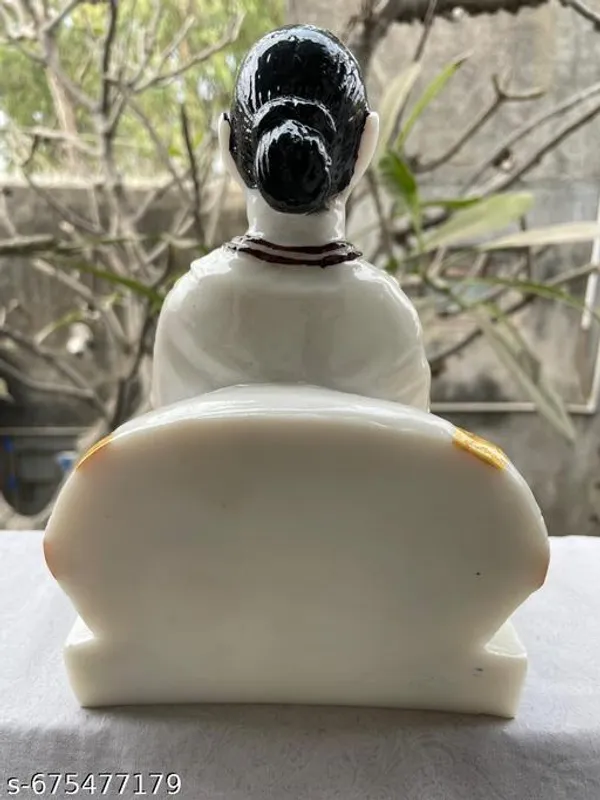 Mahaprabhuji_Shri_Vallabhacharyaji_Champranya_Mahaprabhuji_Nathdwara_Mahaprabhuji_Idol_Marble_Dust_Resin_Height_8Inch_Lenght_5Inch_Marble_Type