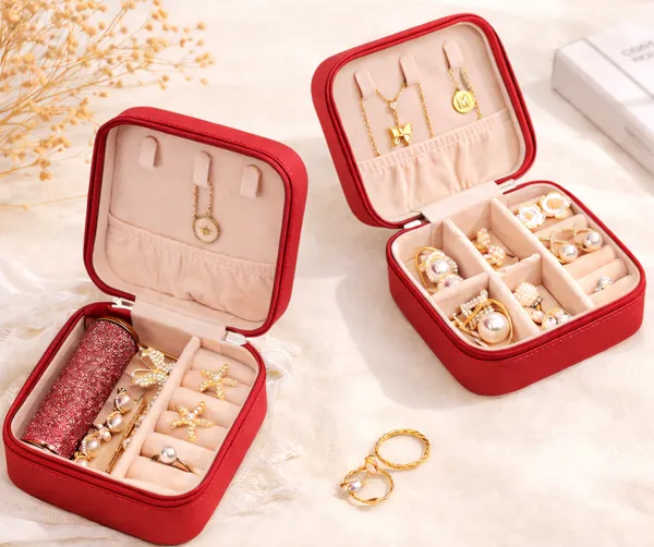 Premium_Red_Jewelry_Organizer_Box_-_Portable_Travel_Jewelry_Case_With_Multiple_Compartments