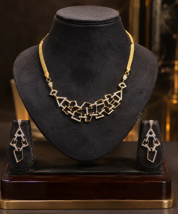 Celeste_Geometric_AD_Necklace_Set_✨