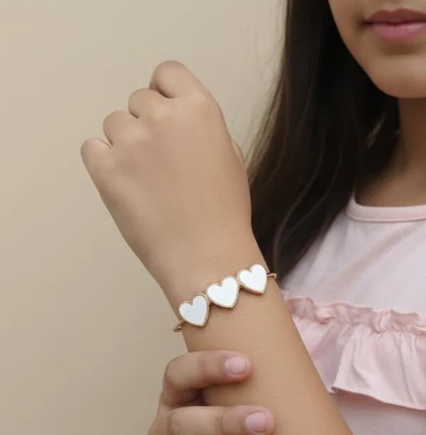 White_Heart_Charm_Stainless_Steel_Bracelet_For_Kids_-_Anti-Tarnish_Gold-Tone