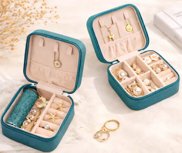 Compact_Travel_Jewelry_Organizer_Box_-_Teel