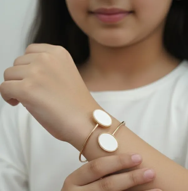 Elegant_White_Oval_Stone_Gold-WhitePlated_Stainless_Steel_Bracelet_For_Kids